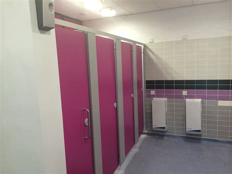 tolites|female toilets.